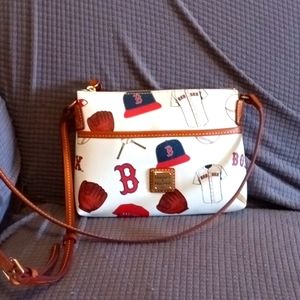 Dooney & Bourke mlb red Sox bag limited edition